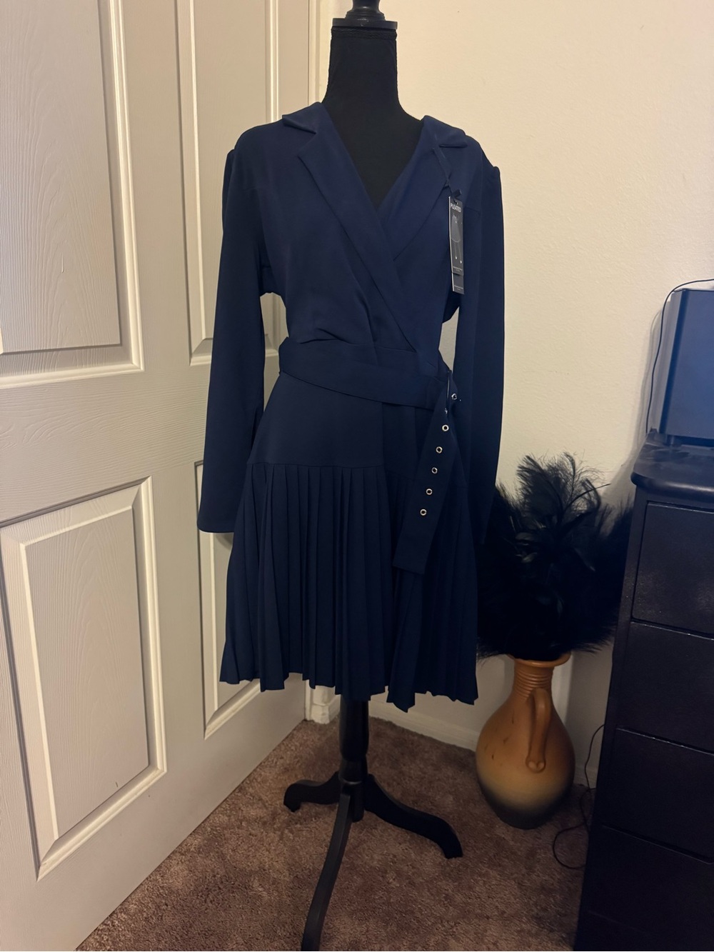 Women's Navy Wrap Pleated Dress - elizabeth and nicole ny size large